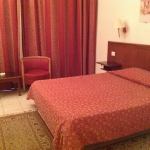 hotellátogatás